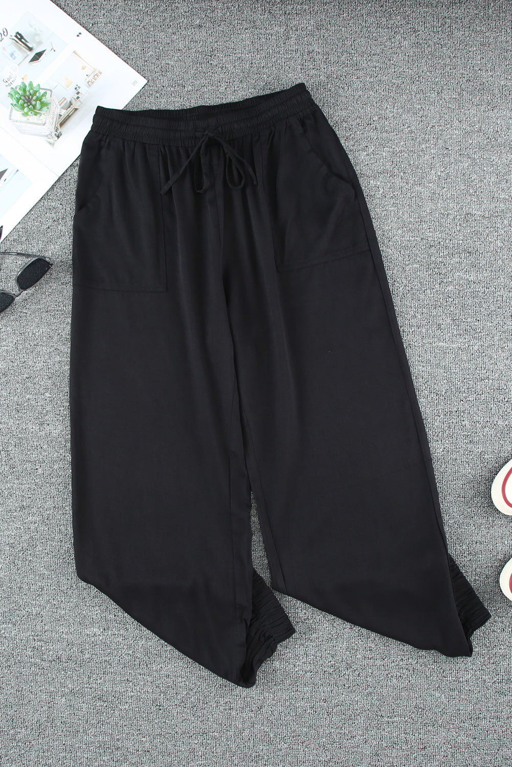 Drawstring Waist Joggers with Pockets